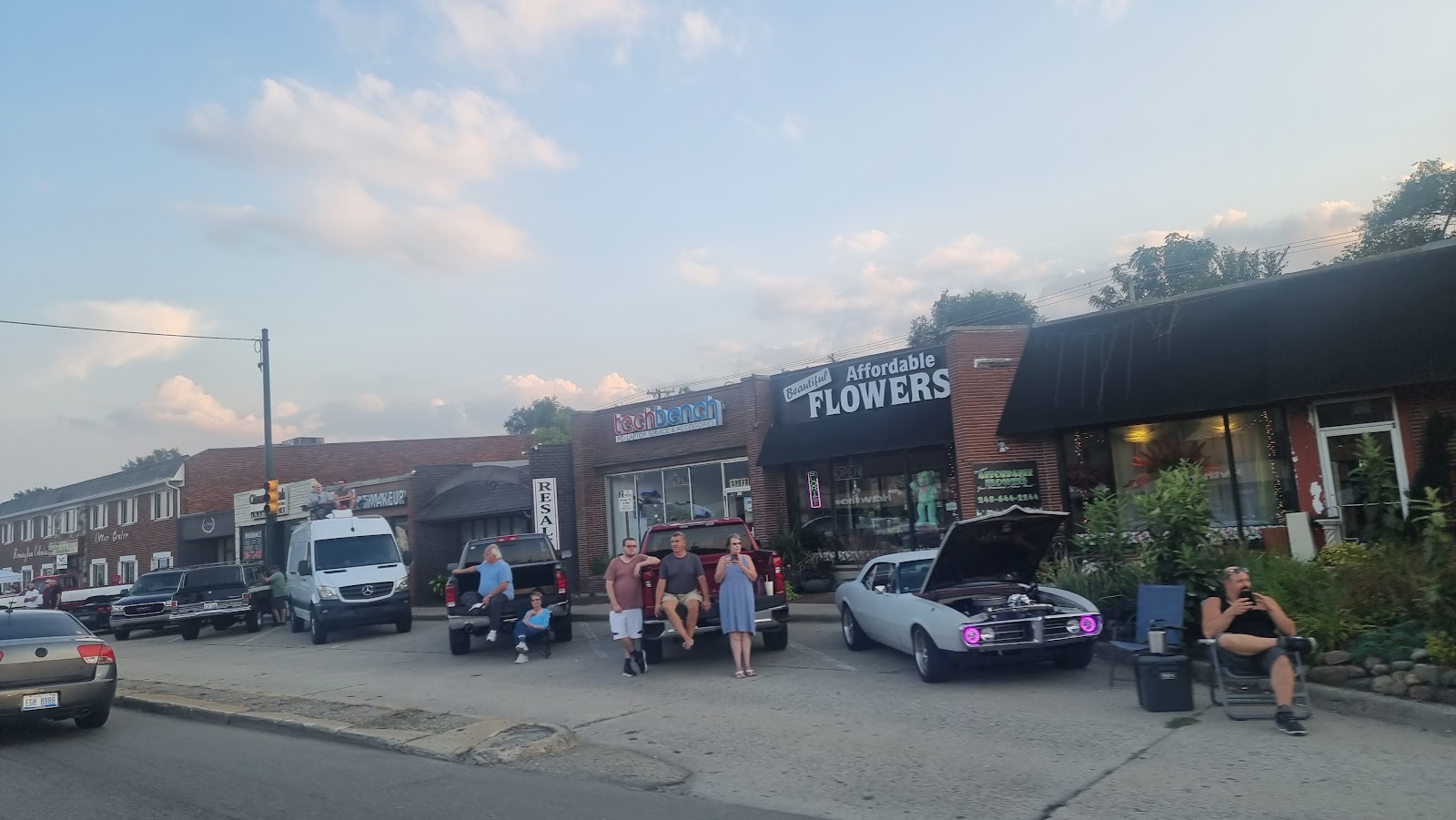 Affordable Flowers — photo