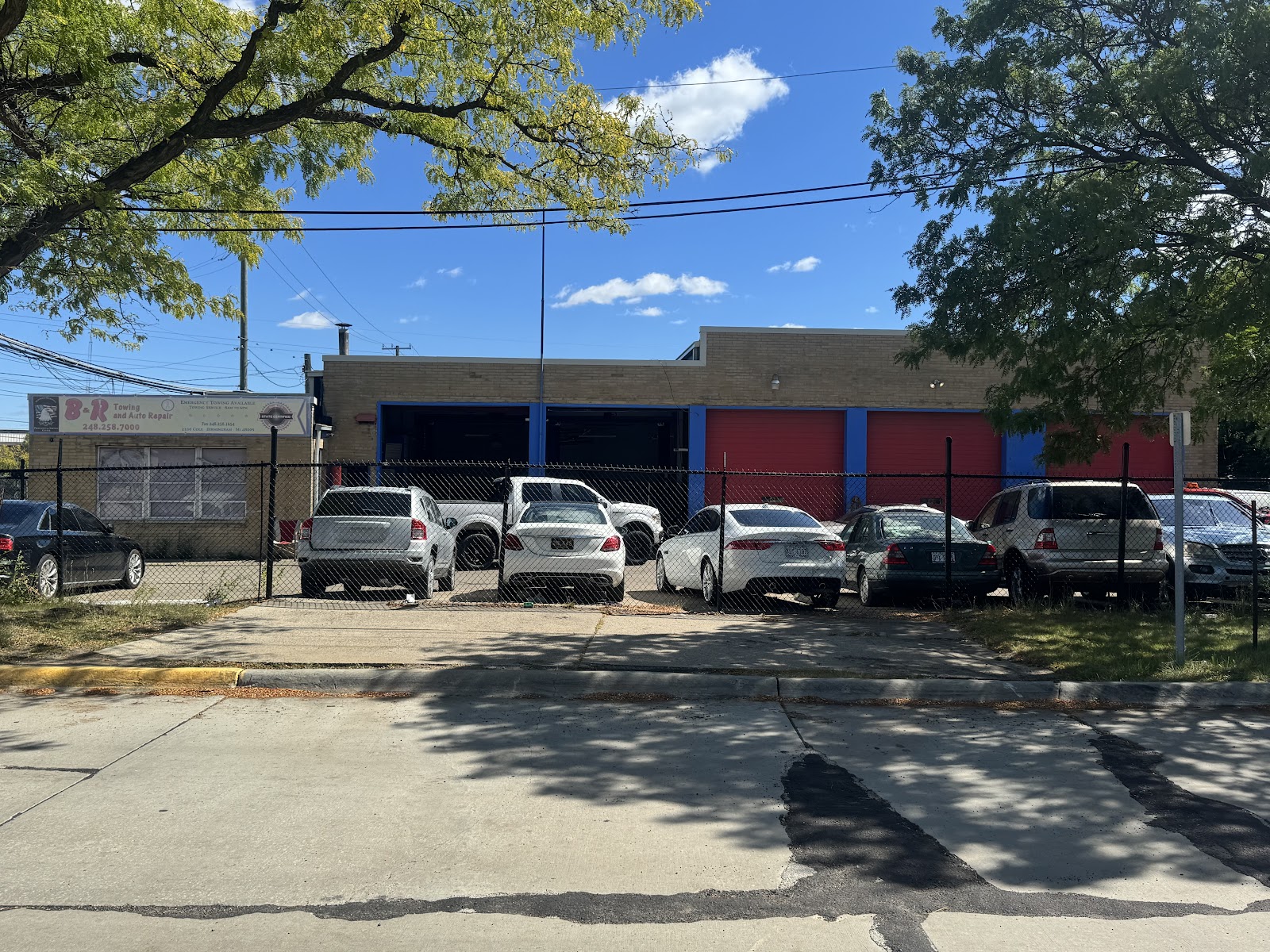 B-R Towing And Auto Repair — photo