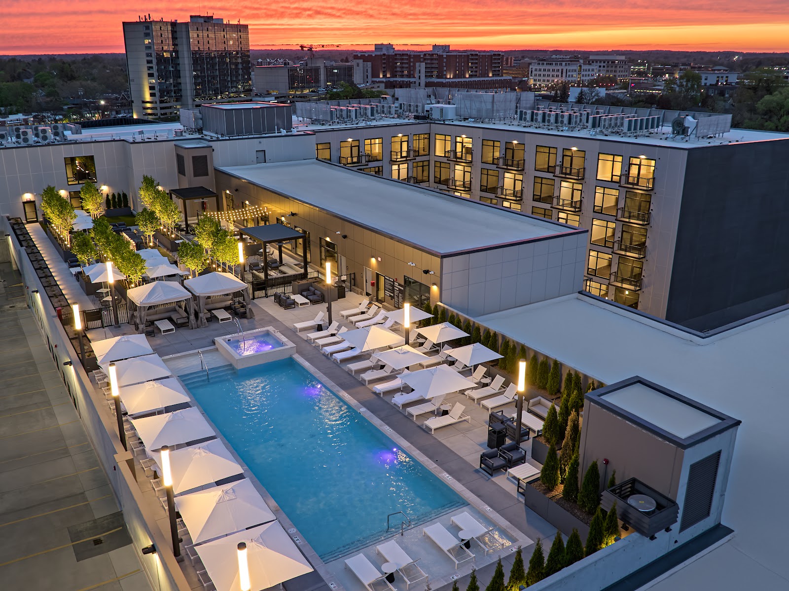 Birmingham Pointe Apartments in Birmingham