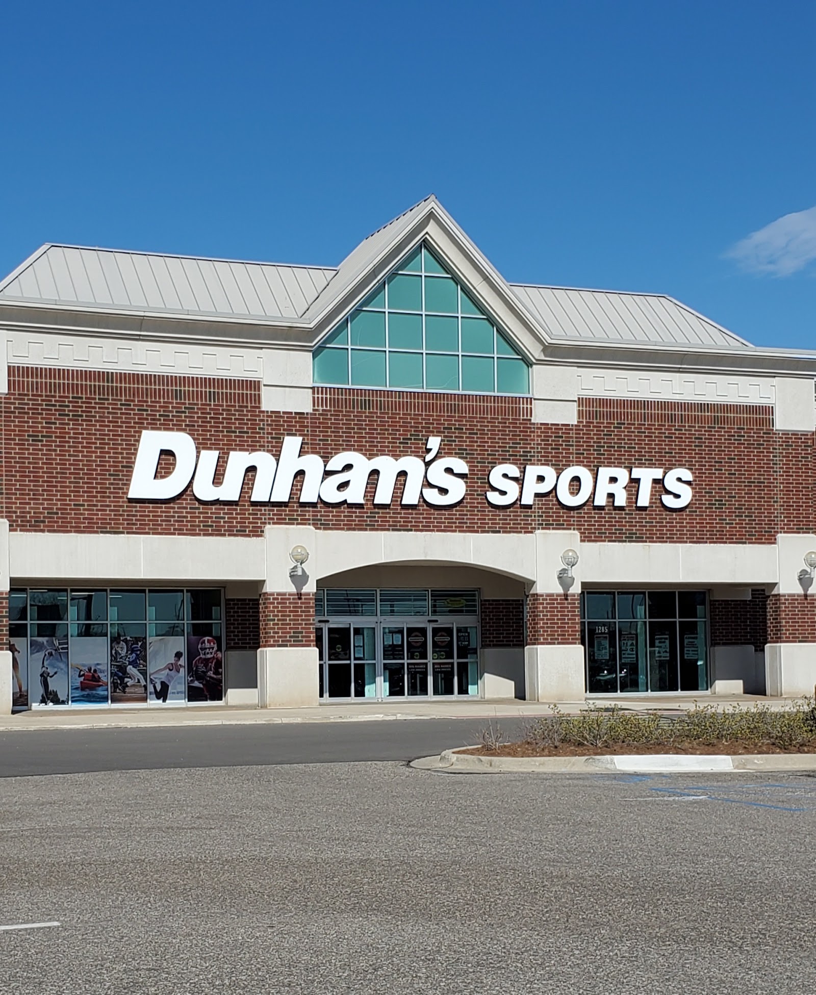 Dunham's Sports — photo