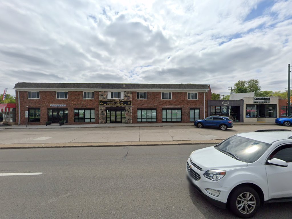 Garage Door Repair Birmingham Michigan — photo