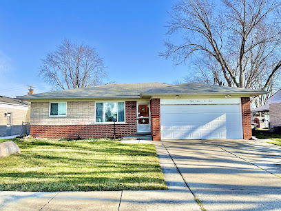 Hale Hung Homes Real Estate Team in Birmingham