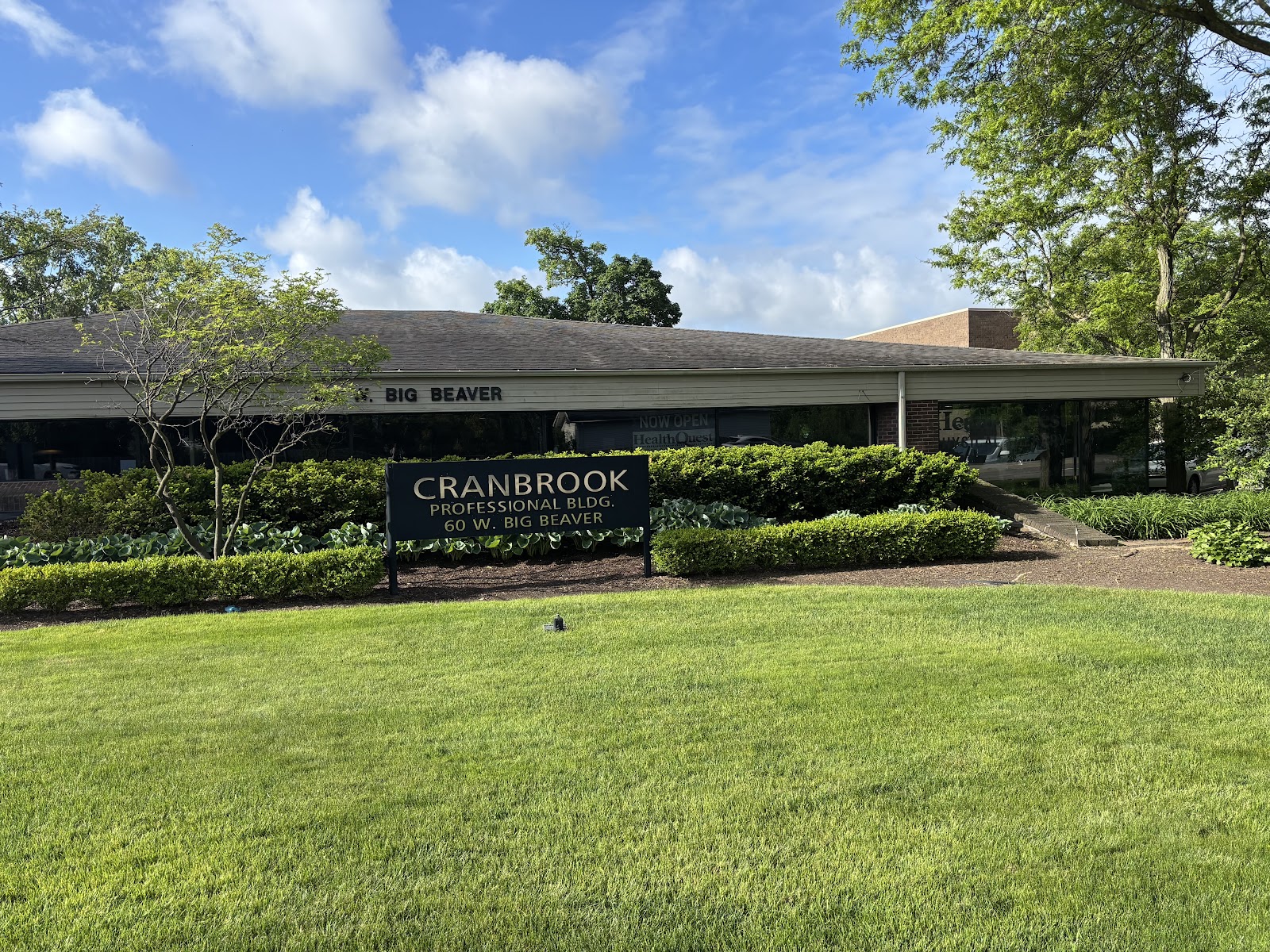 HealthQuest Physical Therapy - Bloomfield Hills in Bloomfield Hills