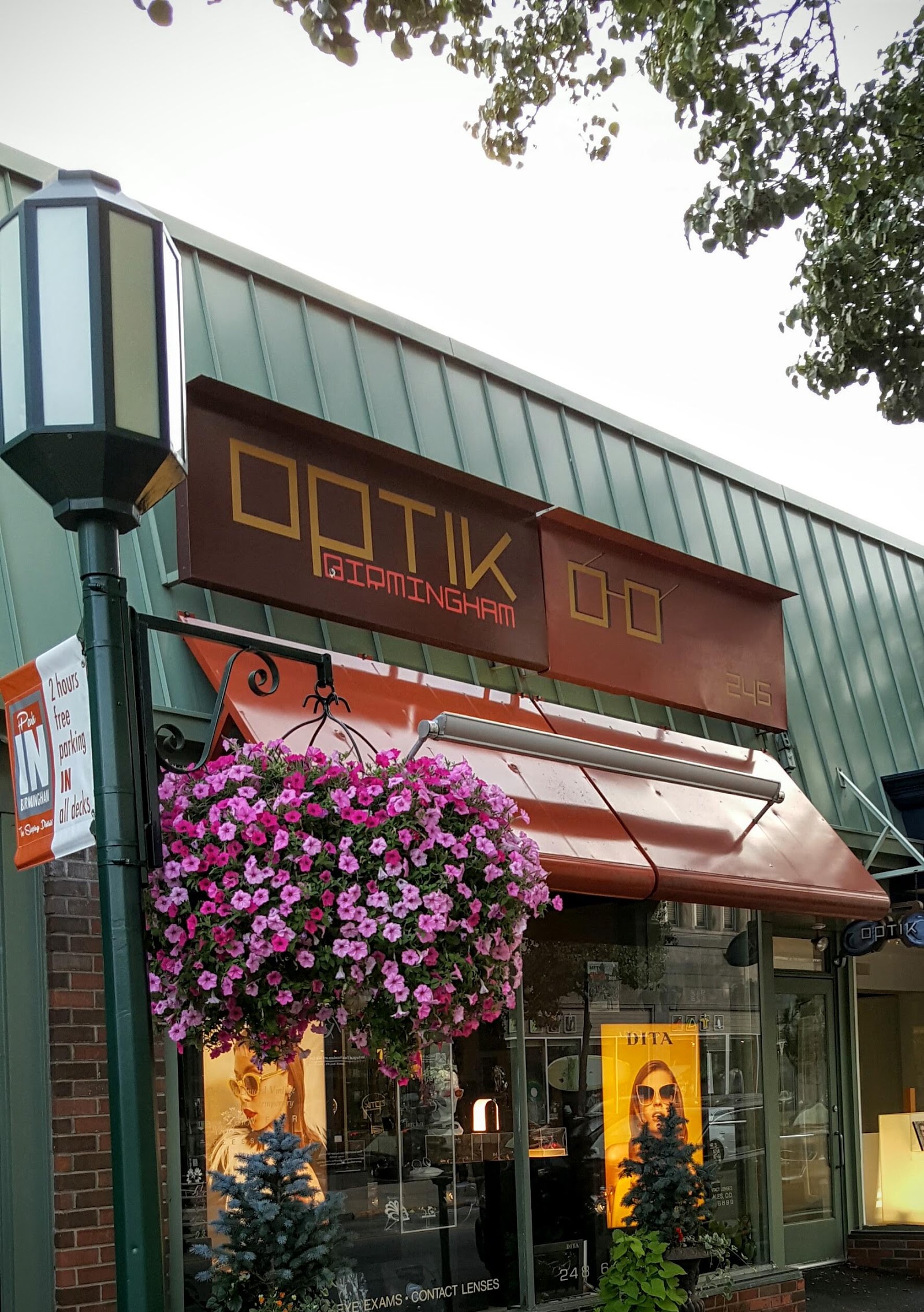 Optik Birmingham: Joe Ales, OD in Birmingham