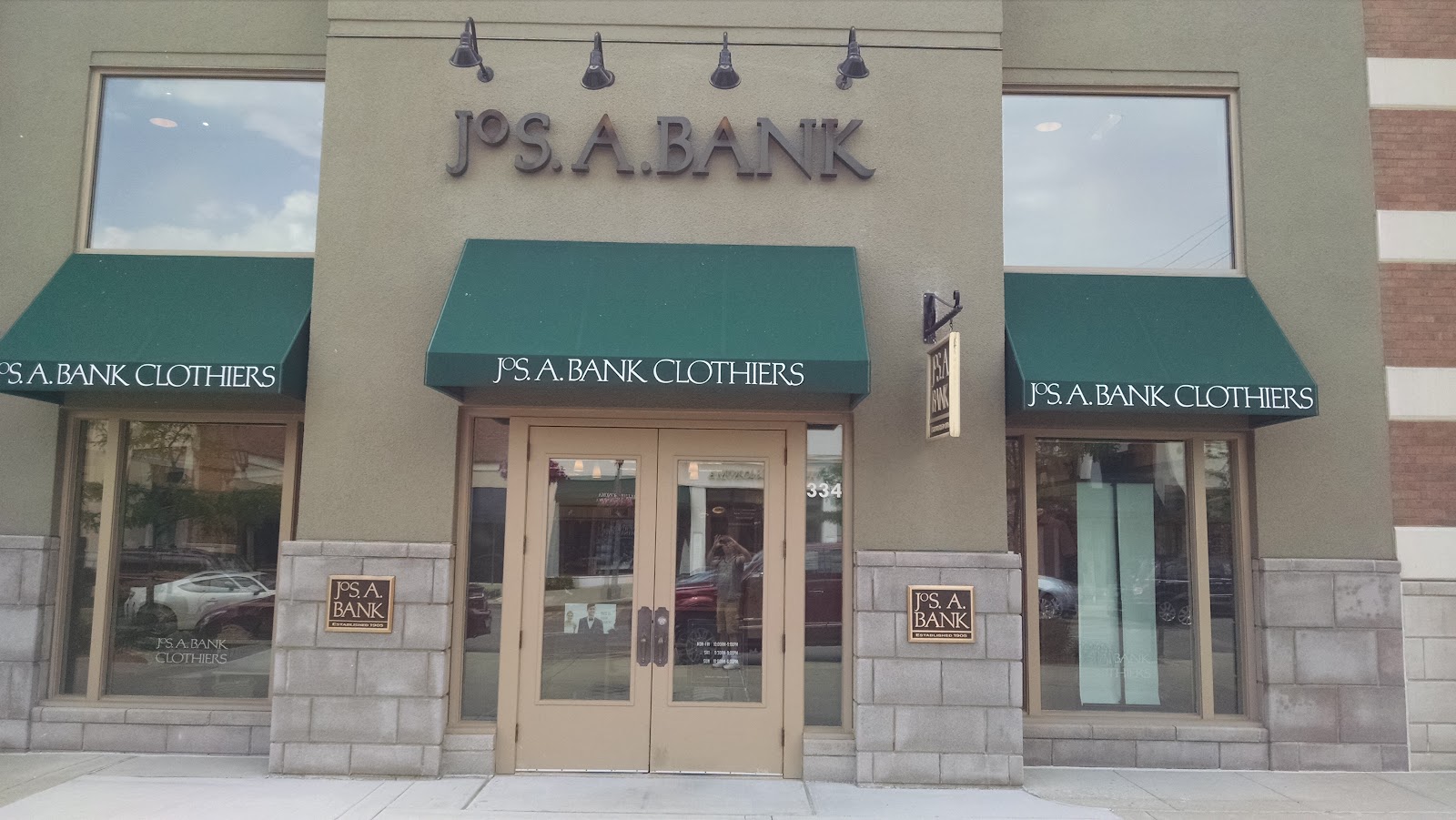 JoS. A. Bank in Birmingham